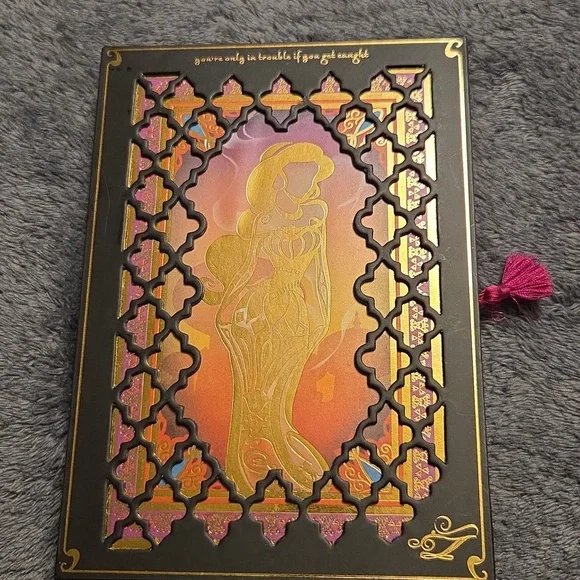 Disney Pricesss Storybook Eyeshadow Pallets - Picture 9 of 13